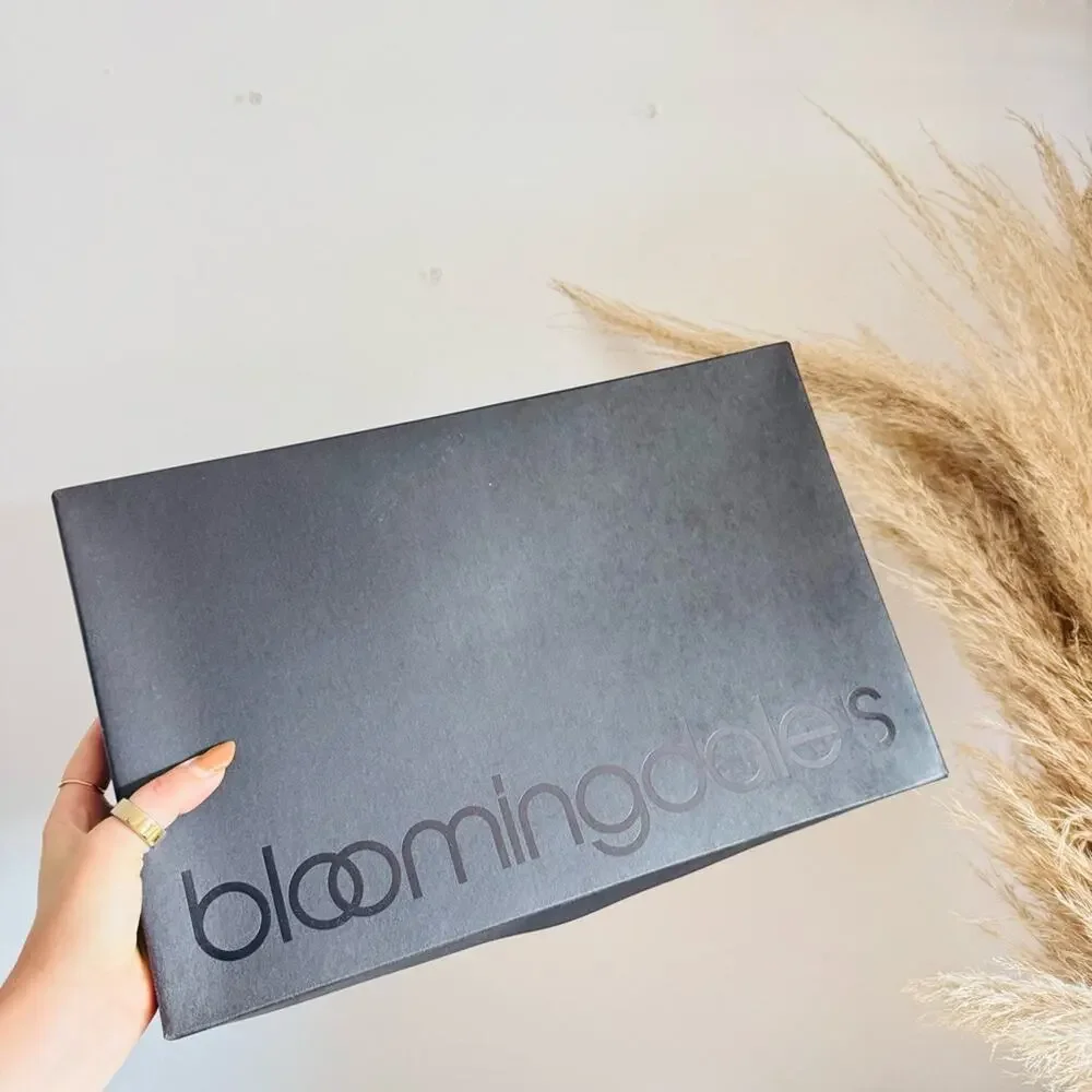 NEW BLOOMINGDALES Black White Cream Cashmere $275 Eye Mask Scarf Wrap Travel Kit